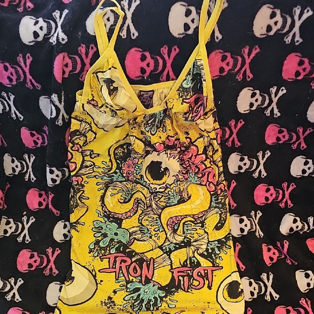 ON HOLD FOR BLOOMINGSKULLZ UNTIL 4/24 M Iron Fist Oh No Dress, Like New, Rare!
